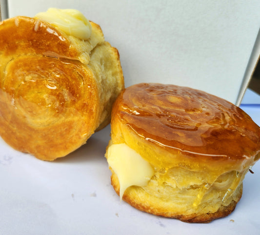 Crème Of The Crop Croissant Box (Crème Brûlée)